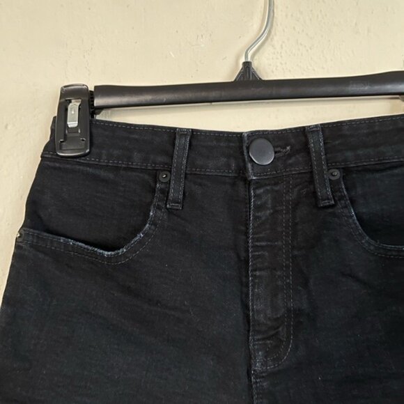 Urban Outfitters Black High Waisted Pin-up Denim Shorts - Picture 2 of 2